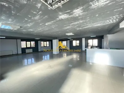 NOVISIMO-IMOBILIARE: SPATIU COMERCIAL  ULTRACENTRAL - foto 3