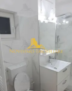 NOVISIMO-IMOBILIARE: APARTAMENT CU DOUA CAM. DE INCHIRIAT  ULTRACENTRAL - foto 7