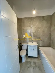 APARTAMENT CU 3 CAMERE IN ZONA SEMICENTRALA - foto 14