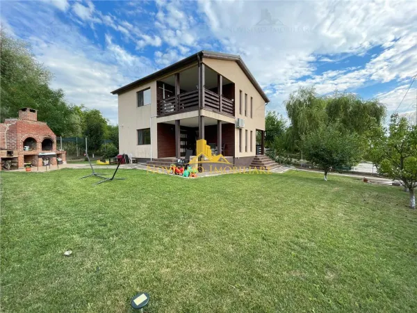 Casă 5 camere Bucov - poza 2
