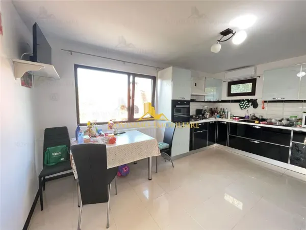 Casă 5 camere Bucov - poza 16