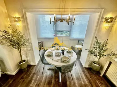 APARTAMENT CU 3 CAMERE DE INCHIRIAT  ,ULTRACENTRAL, LUX - foto 3