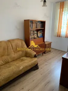 NOVISIMO-IMOBILIARE: AP. CU 3 CAMERE IN ZONA CENTRALA , RENOVAT COMPLET - foto 2
