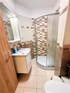 Apartament  3 camere | Decomandat, 70 mp, 3 bai - Zona Torontalului - foto 15