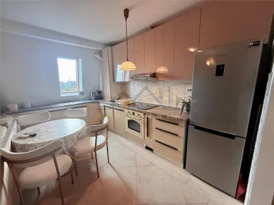 Apartament  3 camere | Decomandat, 70 mp, 3 bai - Zona Torontalului - foto 4