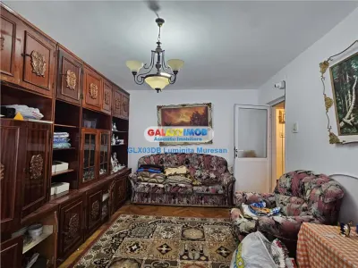 Vanzare apartament 3 camere decomandat Targoviste Central - foto 5
