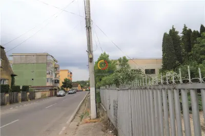 Imobil cu destinatii multiple strada Garoafelor nr 9 - foto 5