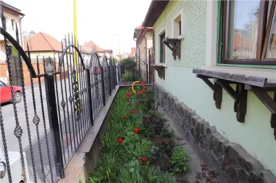 Casa in zona linistita - foto 2