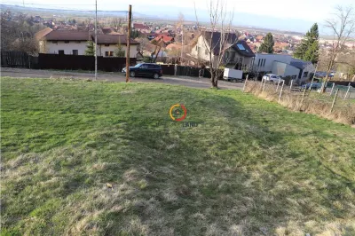 teren insorit cu panorama deosebita strada Coastei LA MARGINE DE PADURE - Brasov