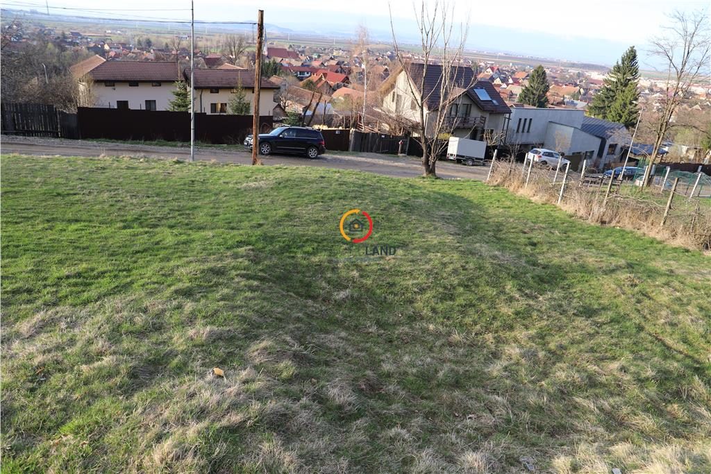 teren insorit cu panorama deosebita strada Coastei LA MARGINE DE PADURE - Brasov