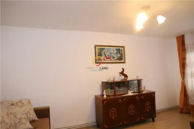 Luminos si spatios! Apartament 3 camere, decomandat, in Sacele- Brasov - foto 7