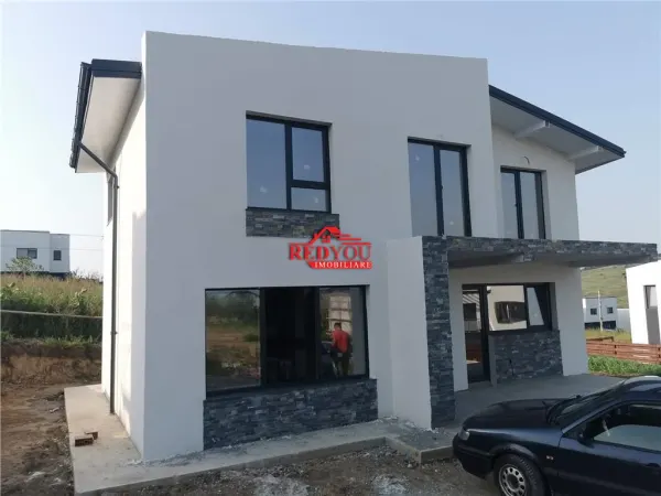 Casă 4 camere Rediu - poza 4