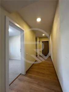 Apartament 3 camere,70 mp + terasa ,situat pe strada Borhanciului! - foto 11