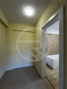 Apartament 3 camere,70 mp + terasa ,situat pe strada Borhanciului! - foto 13