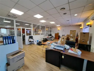 Spatiu pentru birouri, 190 mp utili, situat in Baciu! - foto 6