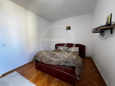 Apartament cu 2 camere, 45 mp,decomandat,situat in Campia-Turzii ! - foto 6