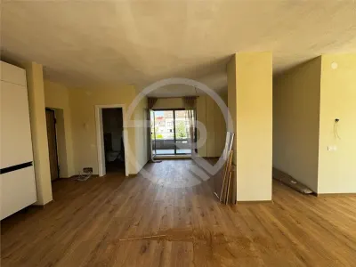 Apartament Tip Penthause 3 camere,103 mp + 2 terase ,situat pe strada Borhanciului! - foto 5