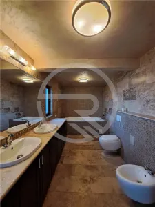 Casa Individuala, Ultrafinisata, situata in cartierul Faget! - foto 7