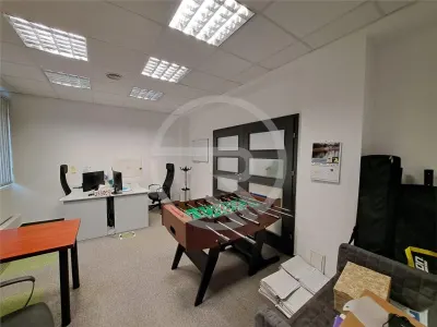 Spatiu pentru birouri, 100 mp utili, situat in cartierul Zorilor! - foto 5