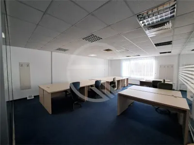 Spatiu pentru birouri, 400 mp utili, situat in zona Tetarom! - foto 4