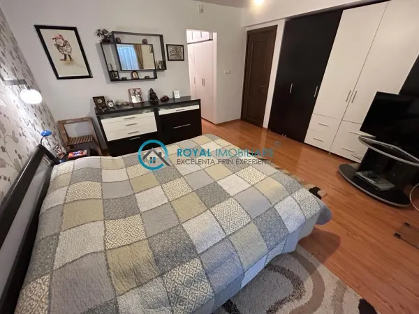 Apartament 3 camere Ploiești - poza 12