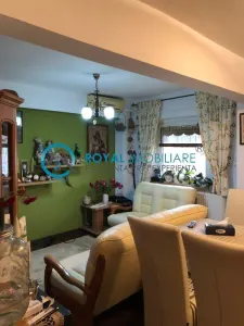 Royal Imobiliare - Vanzare Apartament 4 Camere Zona Mihai Bravu - Ploiesti