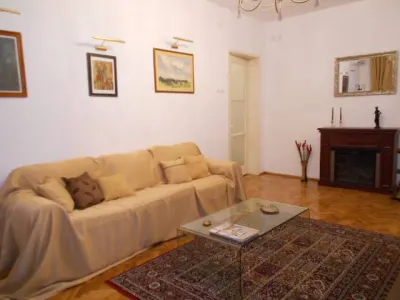 Royal Imobiliare - Inchiriere Apartament 3 Camere Zona Sud - Ploiesti