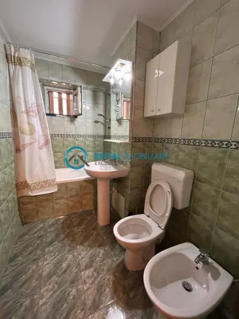 Apartament 3 camere Ploiești - poza 17