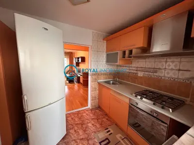 Royal Imobiliare - Inchiriere apartament 3 camere Ultracentral - foto 7