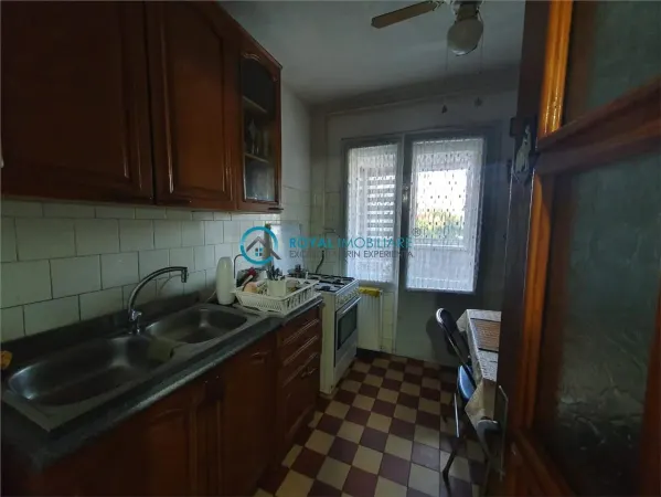 Apartament 4 camere Ploiești - poza 8