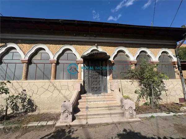 Casă 3 camere Ploiești - poza 1
