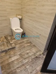 Royal Imobiliare - Inchiriere spatiu zona Centrala - foto 11