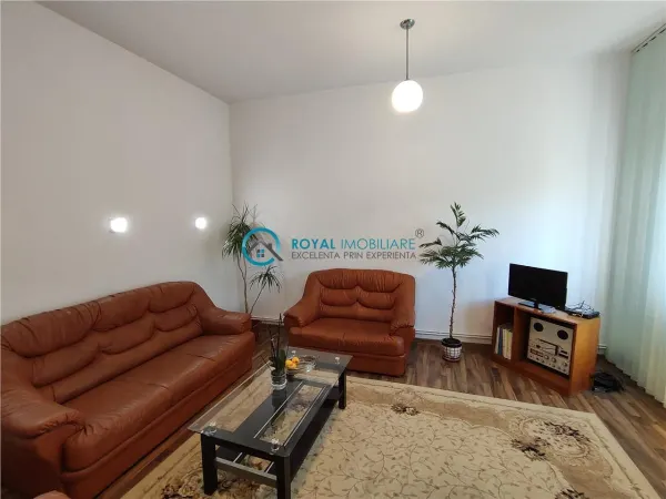 Casă 5 camere Ploiești - poza 1