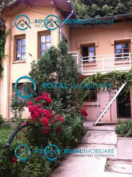 Casă 11 camere Ploiești - poza 1