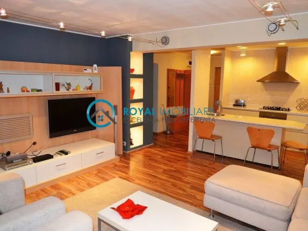 Apartament 3 camere Ploiești - poza 1