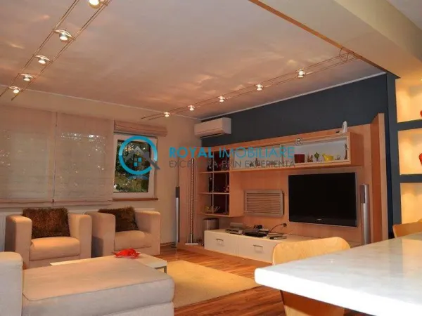 Apartament 3 camere Ploiești - poza 2