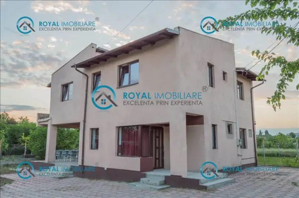 Casă 8 camere Barcanesti - poza 1