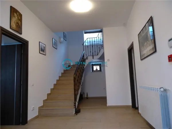 Casă 11 camere Ploiești - poza 16
