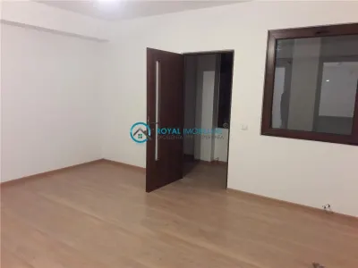 Royal Imobiliare - inchirieri spatii comerciale - foto 7