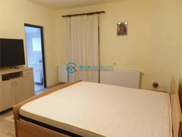 Casă 5 camere Lipanesti - poza 1