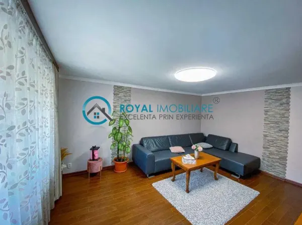 Casă 10 camere Ploiești - poza 1