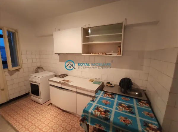 Apartament 3 camere Ploiești - poza 3