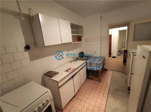Apartament 3 camere Ploiești - poza 4