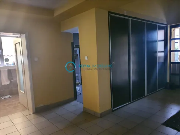 Casă 9 camere Ploiești - poza 12