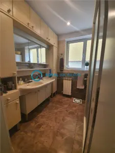 Royal Imobiliare - Inchiriere Vila zona Republicii - foto 22