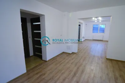 Royal Imobiliare - Vnazare Spatiu de birouri zona Centrala - foto 2