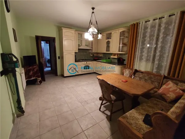 Casă 10 camere Câmpina - poza 12