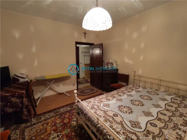 Casă 10 camere Câmpina - poza 18