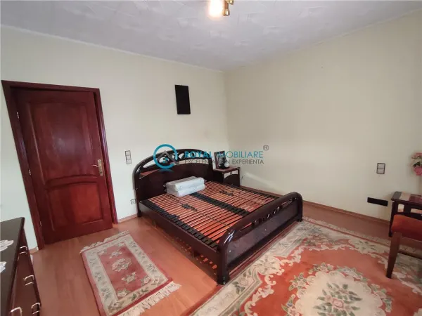 Casă 10 camere Câmpina - poza 24