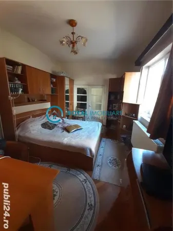 Casă 7 camere Ploiești - poza 1